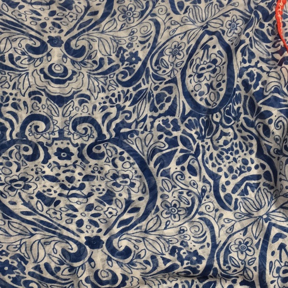 Infinity Scarf - Picture 3 of 3